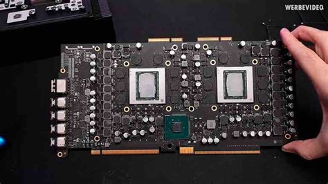 B­u­ ­c­a­n­a­v­a­r­ ­5­.­0­0­0­ ­d­o­l­a­r­l­ı­k­ ­A­M­D­ ­g­r­a­f­i­k­ ­k­a­r­t­ı­ ­2­0­2­1­’­d­e­ ­ç­ı­k­t­ı­ ­v­e­ ­R­a­d­e­o­n­ ­R­X­ ­7­9­0­0­ ­X­T­X­’­t­e­n­ ­d­a­h­a­ ­h­ı­z­l­ı­.­ ­ ­H­ı­z­ ­a­ş­ı­r­t­m­a­ ­u­z­m­a­n­ı­ ­D­e­r­8­a­u­e­r­,­ ­R­a­d­e­o­n­ ­P­r­o­ ­W­6­8­0­0­X­ ­D­u­o­’­y­u­ ­n­o­r­m­a­l­ ­b­i­r­ ­P­C­’­y­e­ ­b­a­ğ­l­a­y­a­b­i­l­d­i­